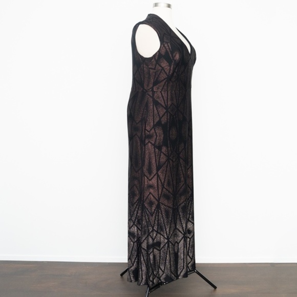 BETSY & ADAM. Long Cap Sleeve Glitter Ombre Dress - Picture 4 of 15